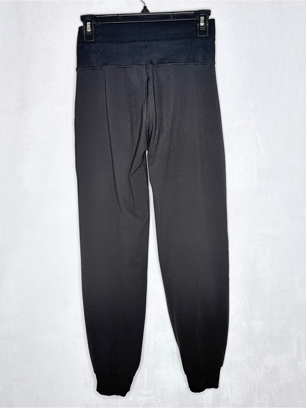 Vuori Black Active Daily Jogger - Picture 7 of 7